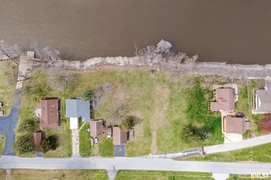 21812 N River Road, Cordova, IL 61242 - Image #2