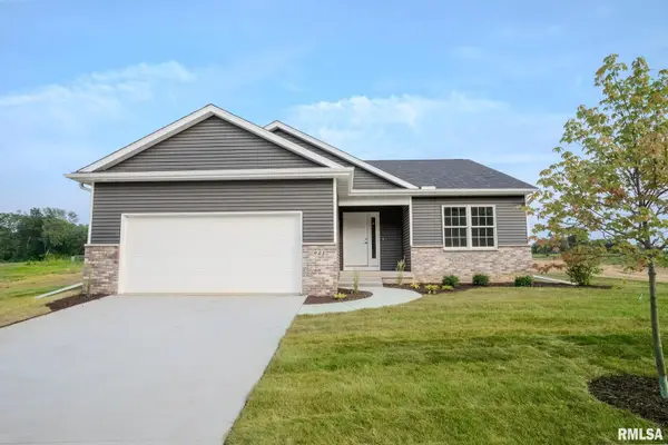 941 9th Avenue N, Clinton, IA 52732