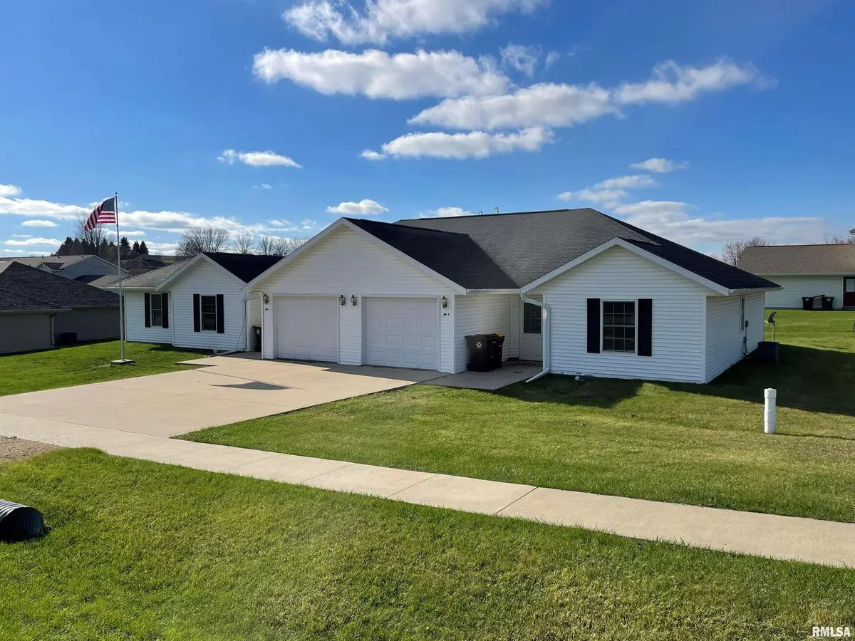 706 Myatt Drive #A & B, Maquoketa, IA 52760 - Image #1