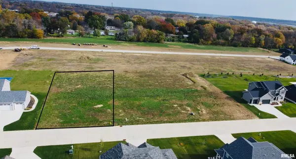 375 Ann Avenue, Riverdale, IA 52722