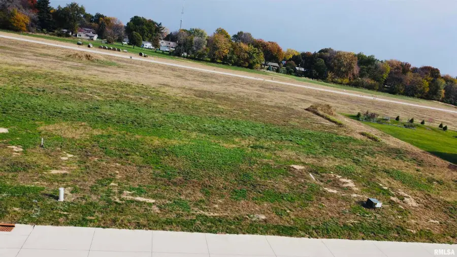 375 Ann Avenue, Riverdale, IA 52722 - Image #3