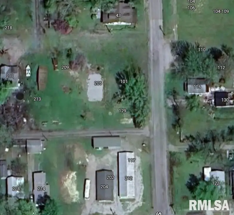 115 S Hickory Street, Du Quoin, IL 62832 - Image #2