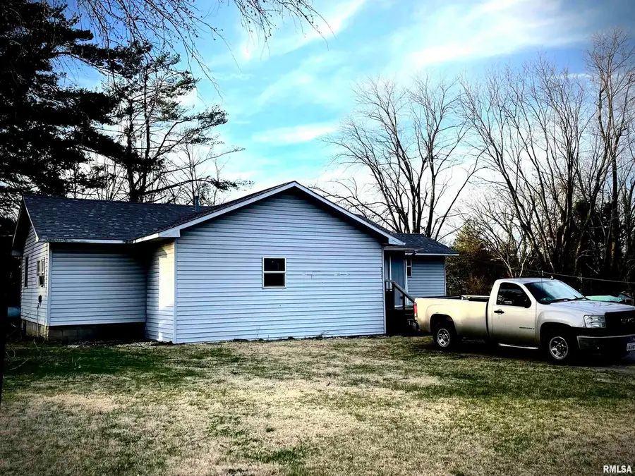 225 Arrowhead Drive, Goreville, IL 62939 - Image #2