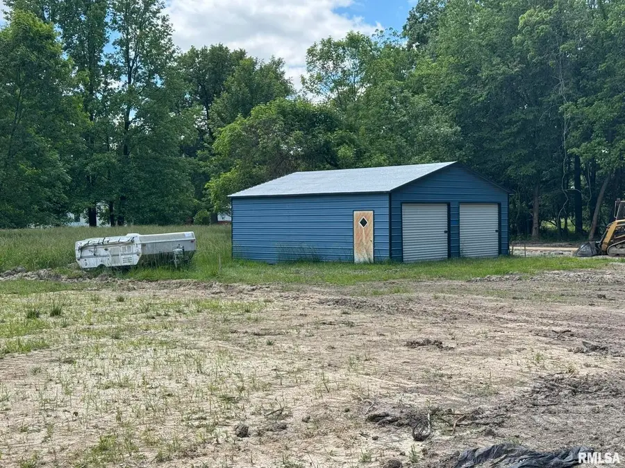 1249 S Washington Street, Du Quoin, IL 62832 - Image #2