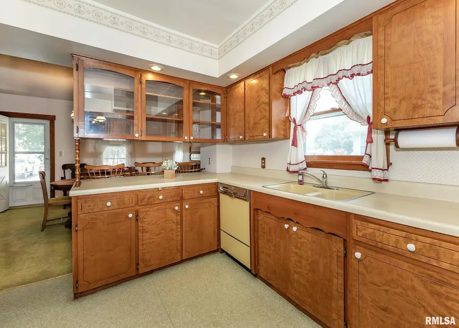 304 S 5th Avenue, New Windsor, IL 61465 - Image #3