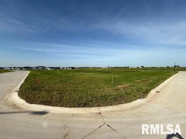 5726 Martin Avenue, Bettendorf, IA 52722 - Image #1