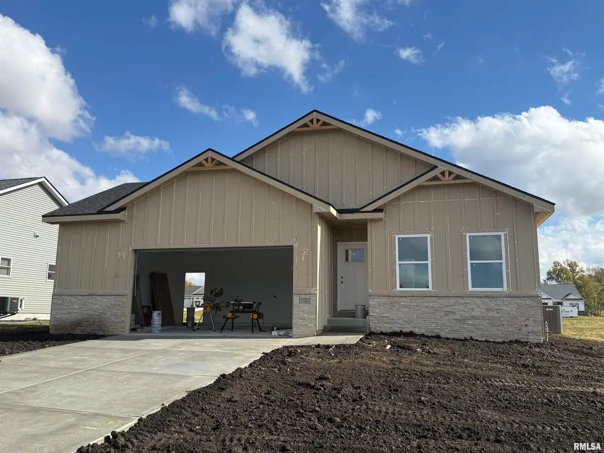 6108 Thor Avenue, Davenport, IA 52807 - Image #1