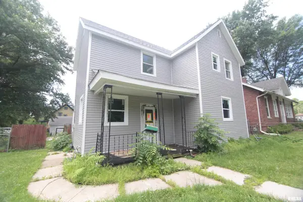 2243 W 4th Street, Davenport, IA 52802