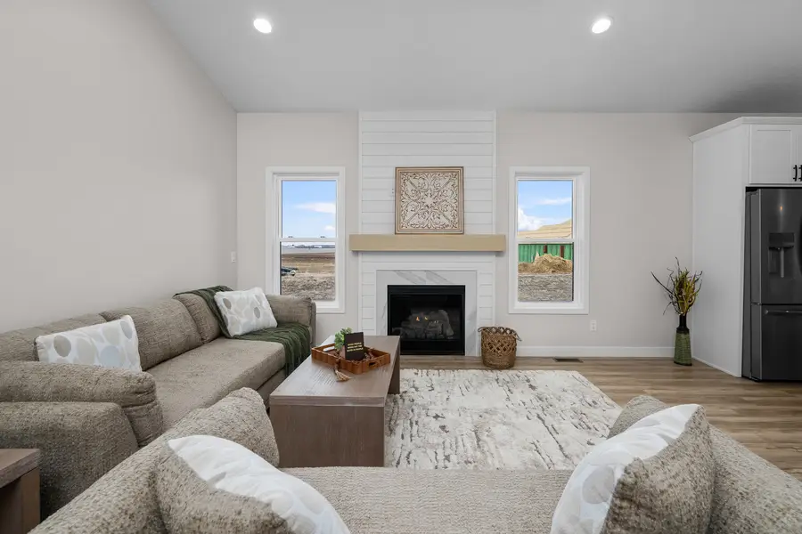 1832 Redbud Circle, Eldridge, IA 52748 - #3