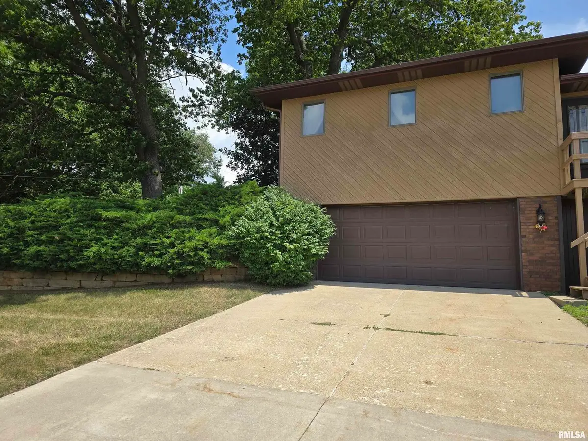 301 4th Street, Fulton, IL 61252 - Image #1