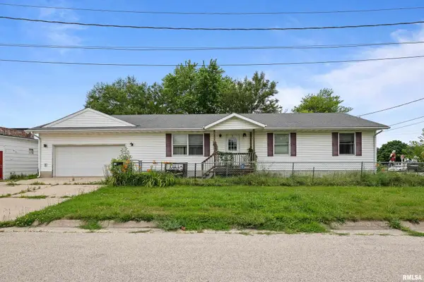 10 NE 1st Avenue, Galva, IL 61434