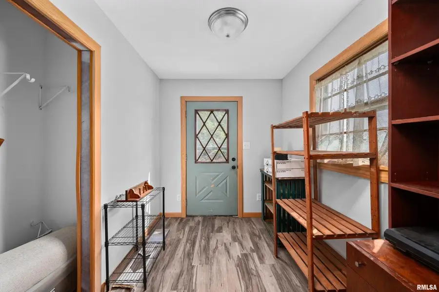 242 S State Avenue, Hampton, IL 61256-9638 - Image #2