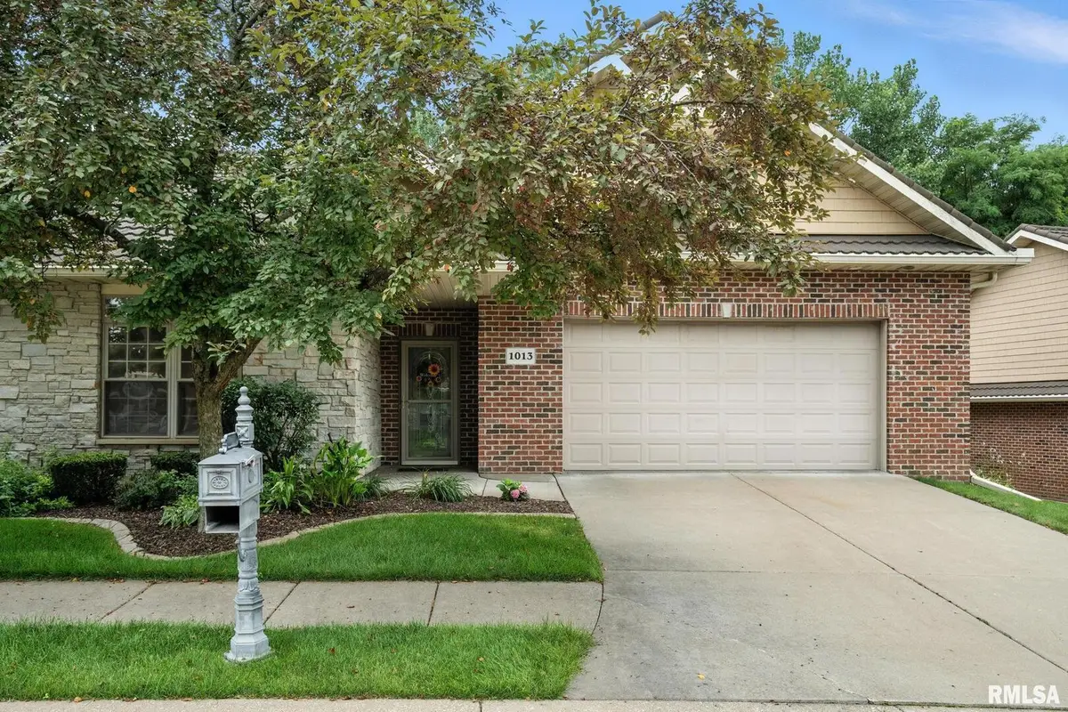 1013 2nd Street Court, Moline, IL 61265 - Image #1