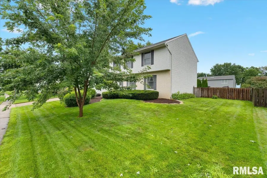 3610 73rd Street, Moline, IL 61265-8021 - Image #2