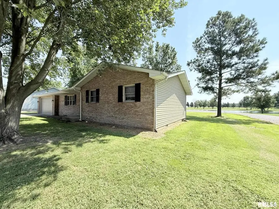 1105 Oakwood Lane, Marion, IL 62959 - Image #3