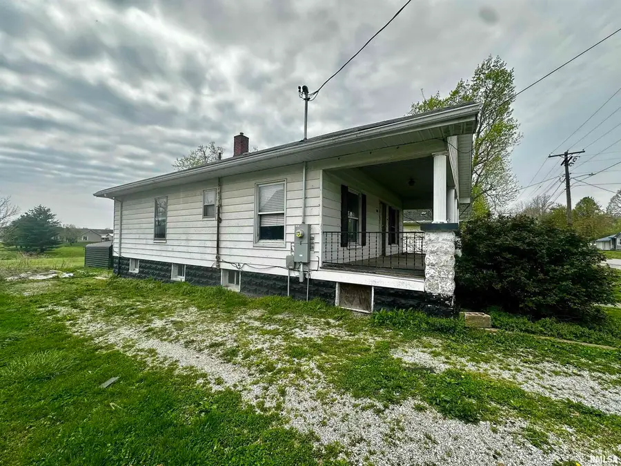111 E Walker Street, Galatia, IL 62935 - Image #2