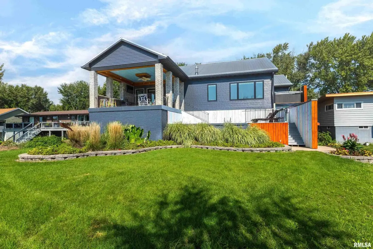 24711 178th Street, Pleasant Valley, IA 52767 - Image #1