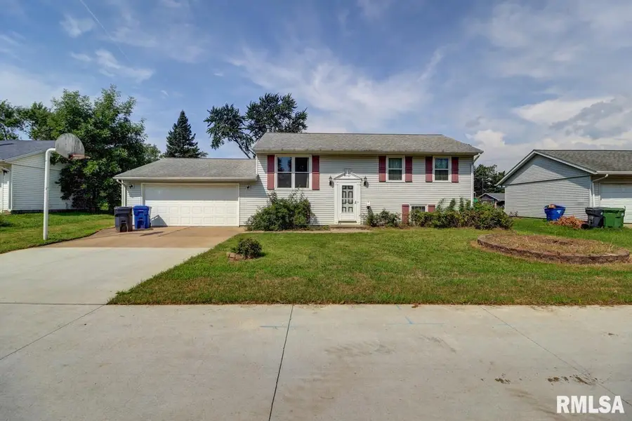 1356 Springdale Drive, Clinton, IA 52732 - Image #2