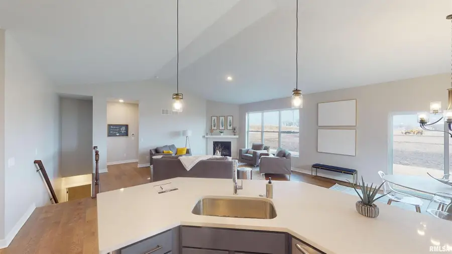 1719 S 5th Street, Eldridge, IA 52748 - Image #3