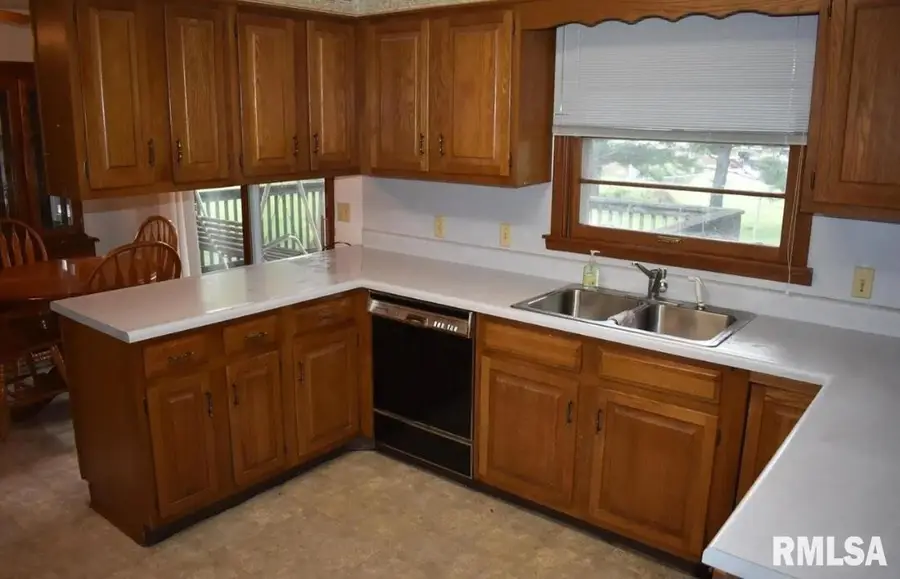 2124 S 40th Street, Quincy, IL 62305 - Image #3