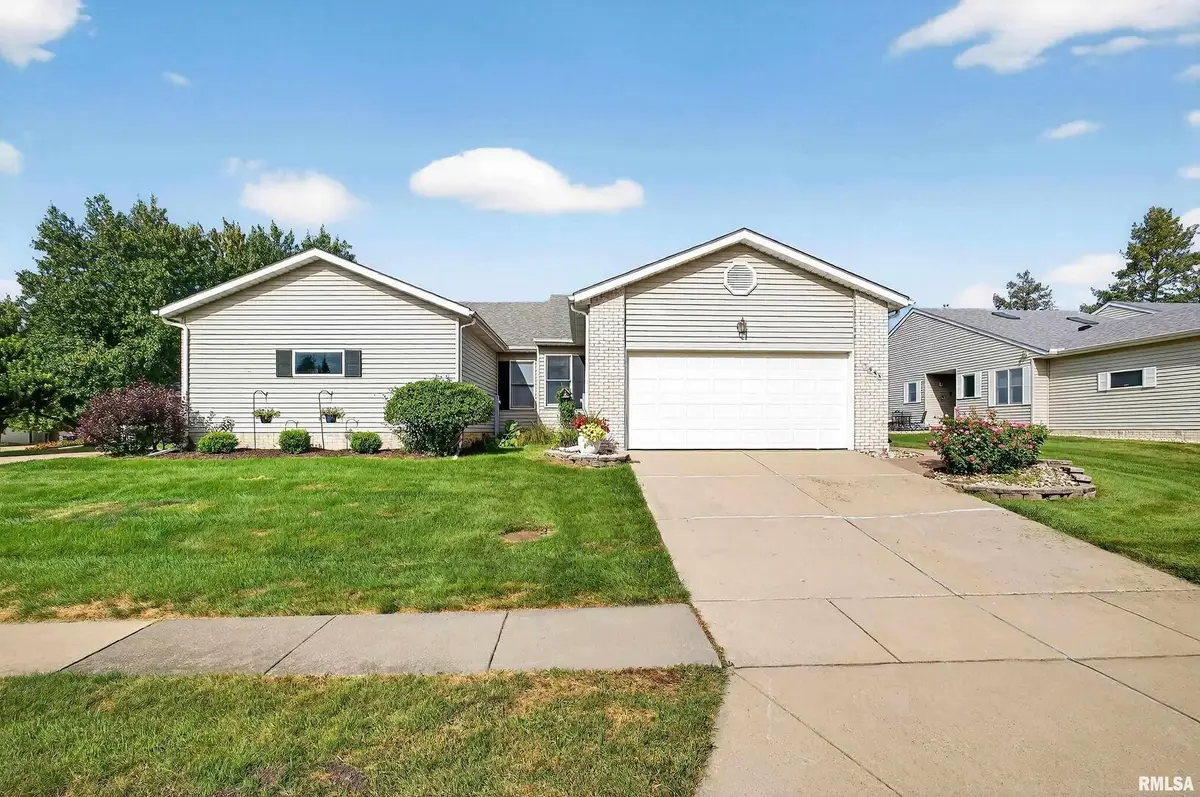 3988 Partridge Circle, Bettendorf, IA 52722 - #1