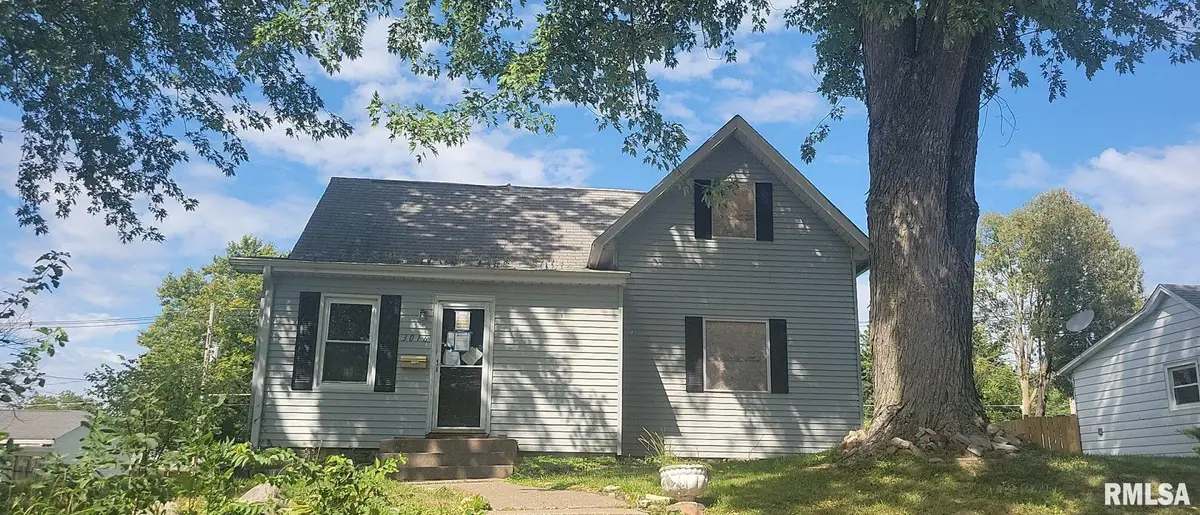 3016 Cleveland Street, Clinton, IA 52732 - Image #1