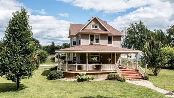 304 Locust Street, Mineral, IL 61344