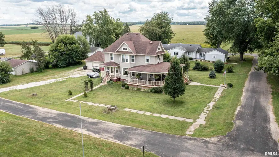 304 Locust Street, Mineral, IL 61344 - Image #2