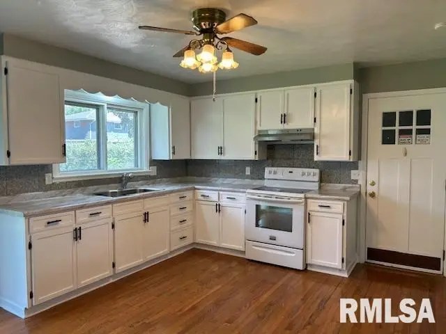 518 Barden Street, Morrison, IL 61270 - #3