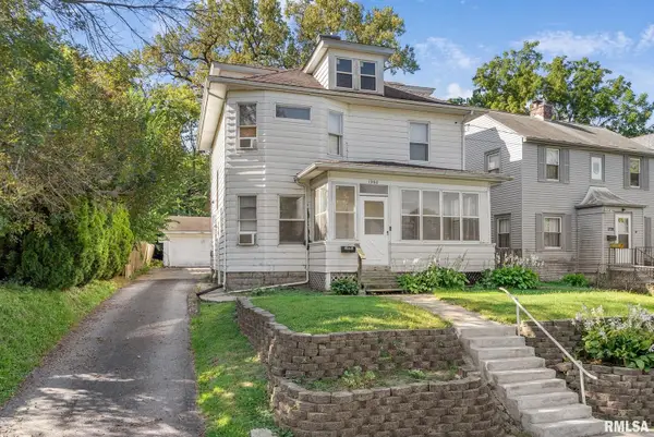 1900 13th Avenue, Rock Island, IL 61201