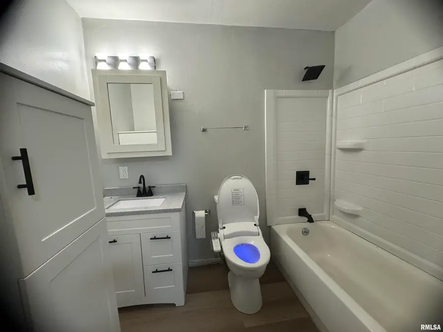 710 W 3rd Street, Davenport, IA 52802 - Image #3