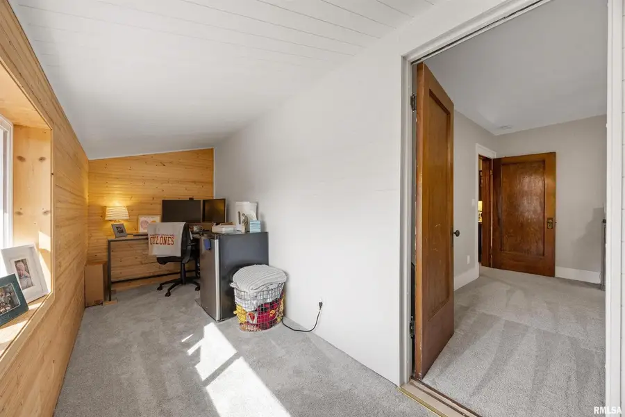 207 N Ash Street, Stanwood, IA 52337 - Image #2