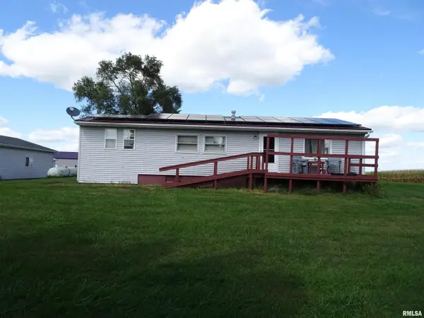 26004 2000 N County Road, Annawan, IL 61234