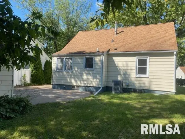 15 Knoll Court, Rock Island, IL 61201 - Image #3