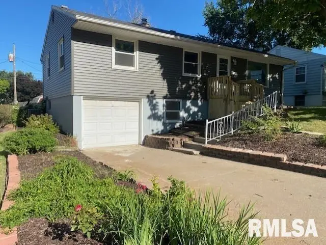 926 Cimarron Dr Drive, Davenport, IA 52804 - Image #2