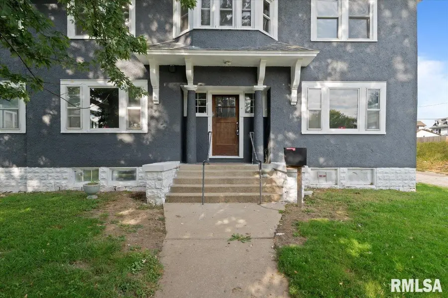 1134 Tremont Avenue, Davenport, IA 52803 - Image #2