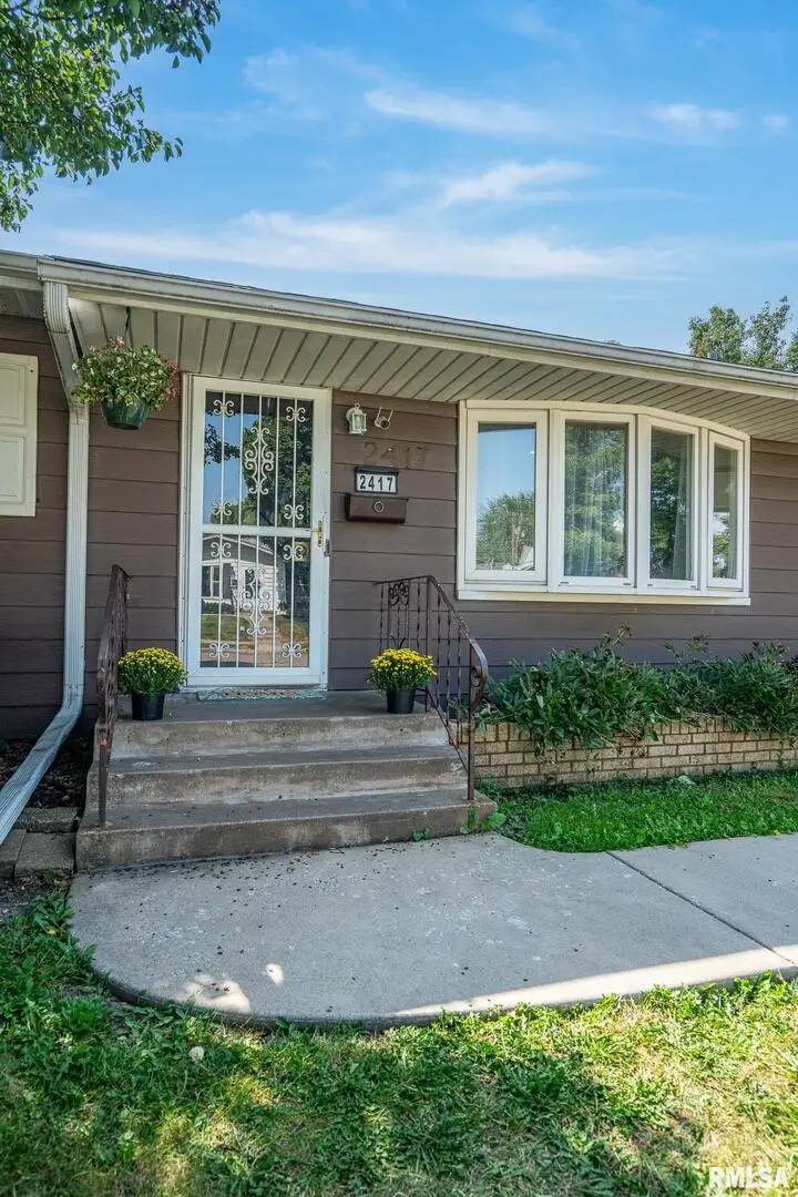 2417 W 18th Street, Davenport, IA 52804 - Image #2