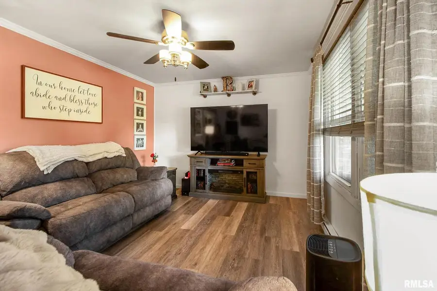 16042 Ralls Grove Road, Creal Springs, IL 62922 - Image #3