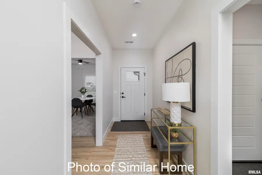 522 N 4th Avenue, Eldridge, IA 52748 - Image #3