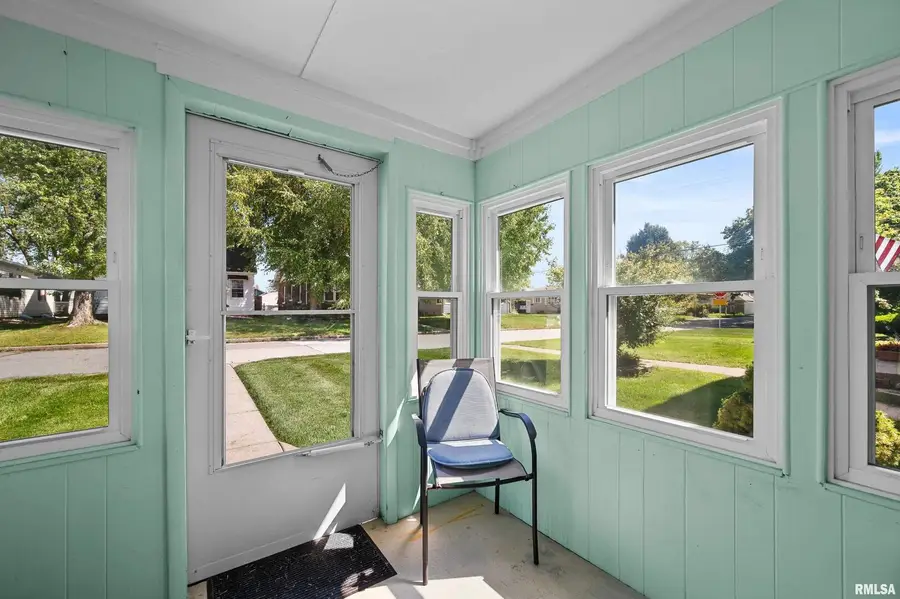 2375 31st Street #A, Moline, IL 61265 - Image #3