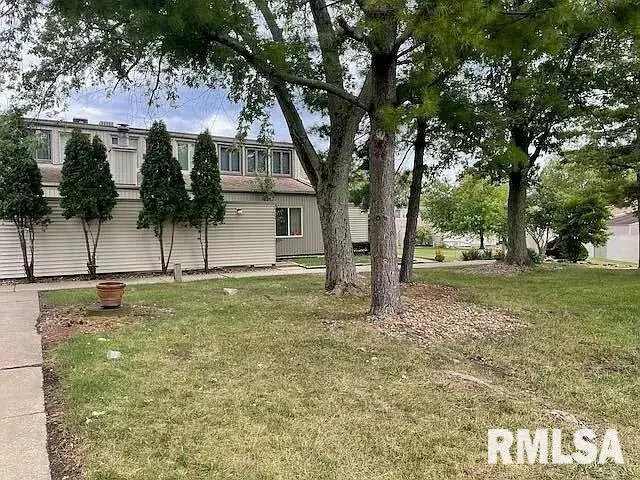 6831 N Frostwood Parkway, Peoria, IL 61615 - Image #2