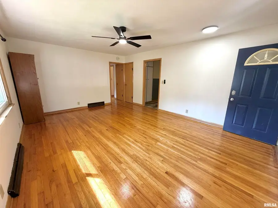 139 N Vail Street, Geneseo, IL 61254 - Image #3