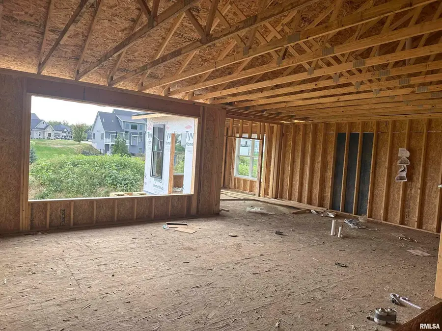 290 Ann Avenue, Riverdale, IA 52722 - Image #2