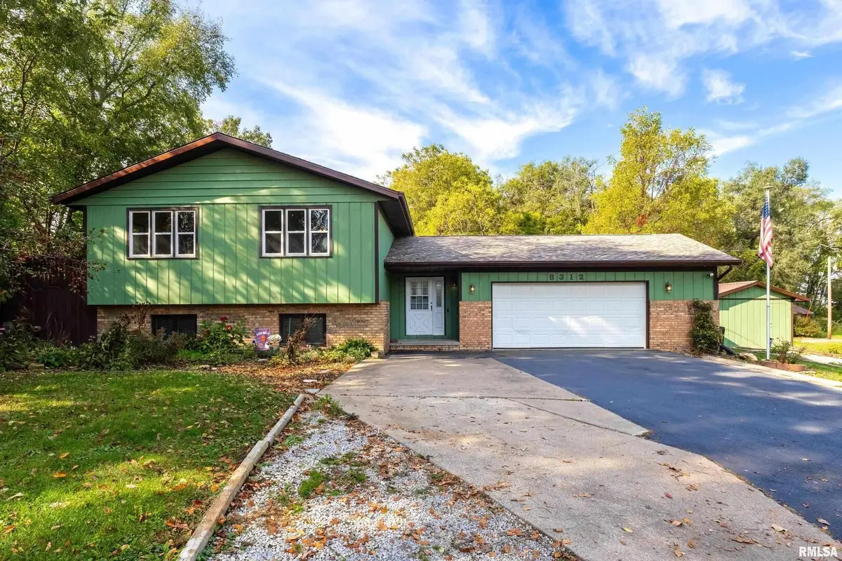 8312 Us-150, Coal Valley, IL  - #1