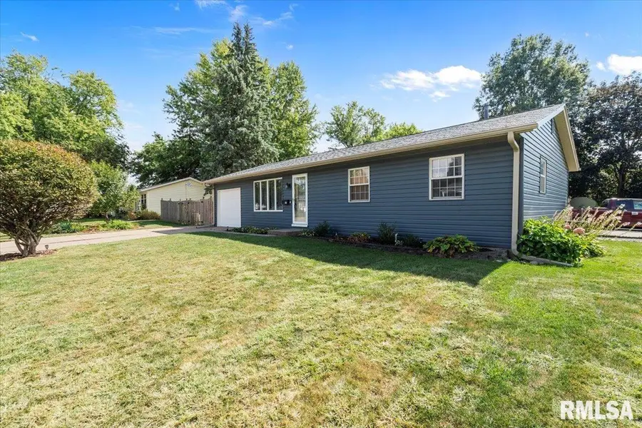 2223 W 34th Street, Davenport, IA 52806 - Image #2