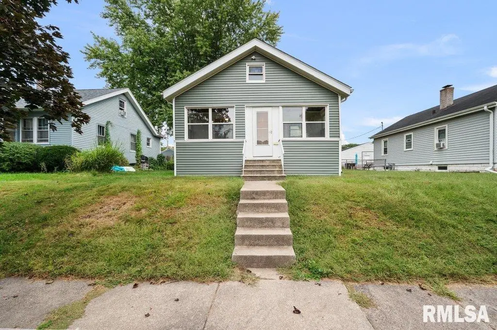 2519 29 1/2 Street, Rock Island, IL 61201 - Image #1