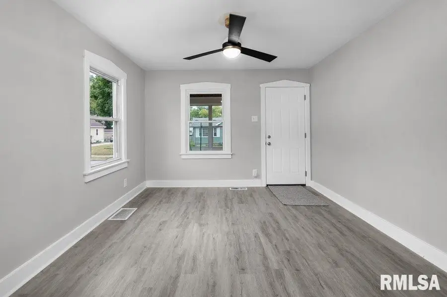 2519 29 1/2 Street, Rock Island, IL 61201 - Image #3