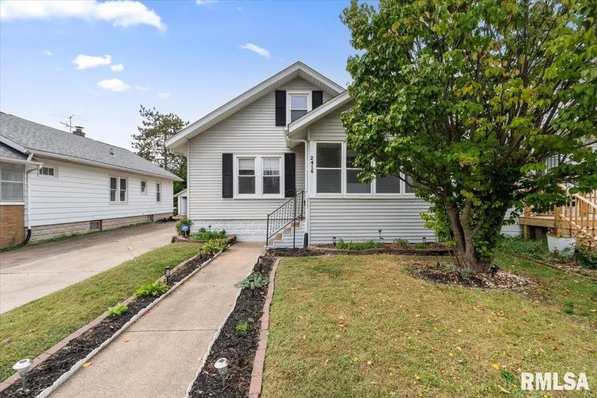 2416 30th Street, Rock Island, IL 61201-5517 - Image #1