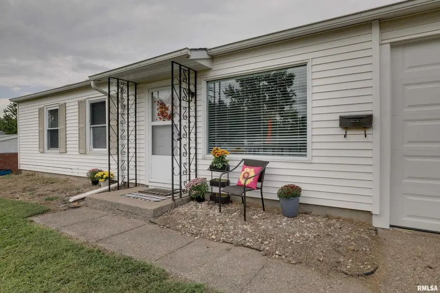 3329 Chestnut Street, Quincy, IL 62301 - Image #3