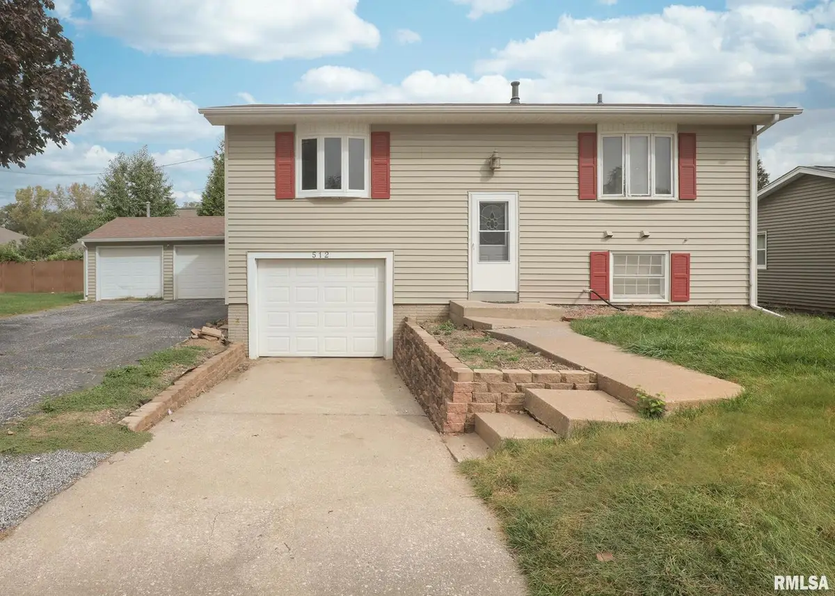 512 W 16th Avenue, Coal Valley, IL 61240 - #1